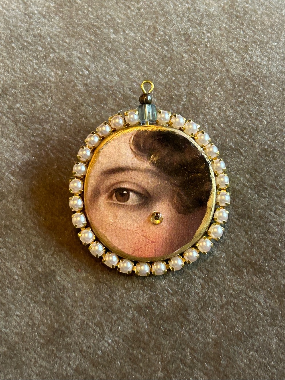 Gold-Tone Portrait Brooch with Pink Accent and Faux Pearl Frame